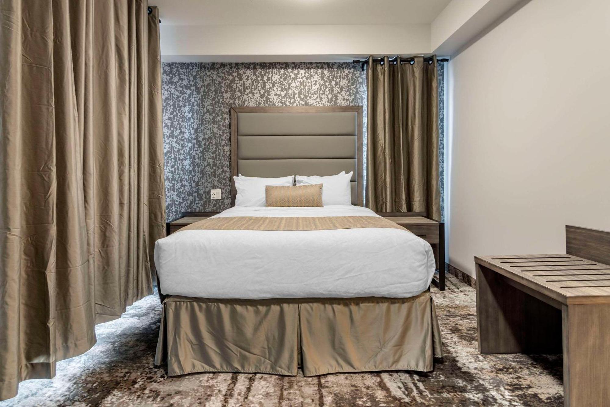 The Hue Hotel, Ascend Hotel Collection カムループス エクステリア 写真